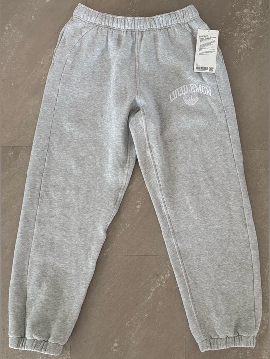 lululemon athletica Pants - Lululemon Mid-Rise Oversized Jogger * Graphic